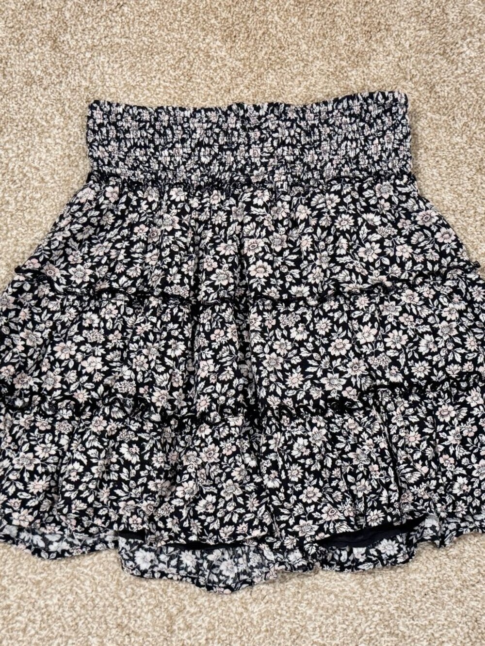 Women Small American Eagle AE Blue Floral Smocked Ruffle High Waist Ruffle Skirt